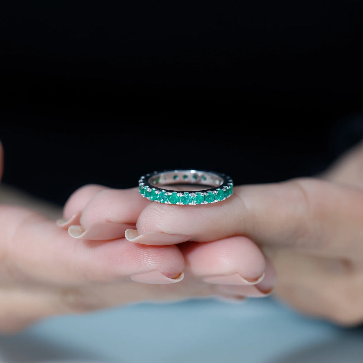 14K White Gold Eternity Ring R78786