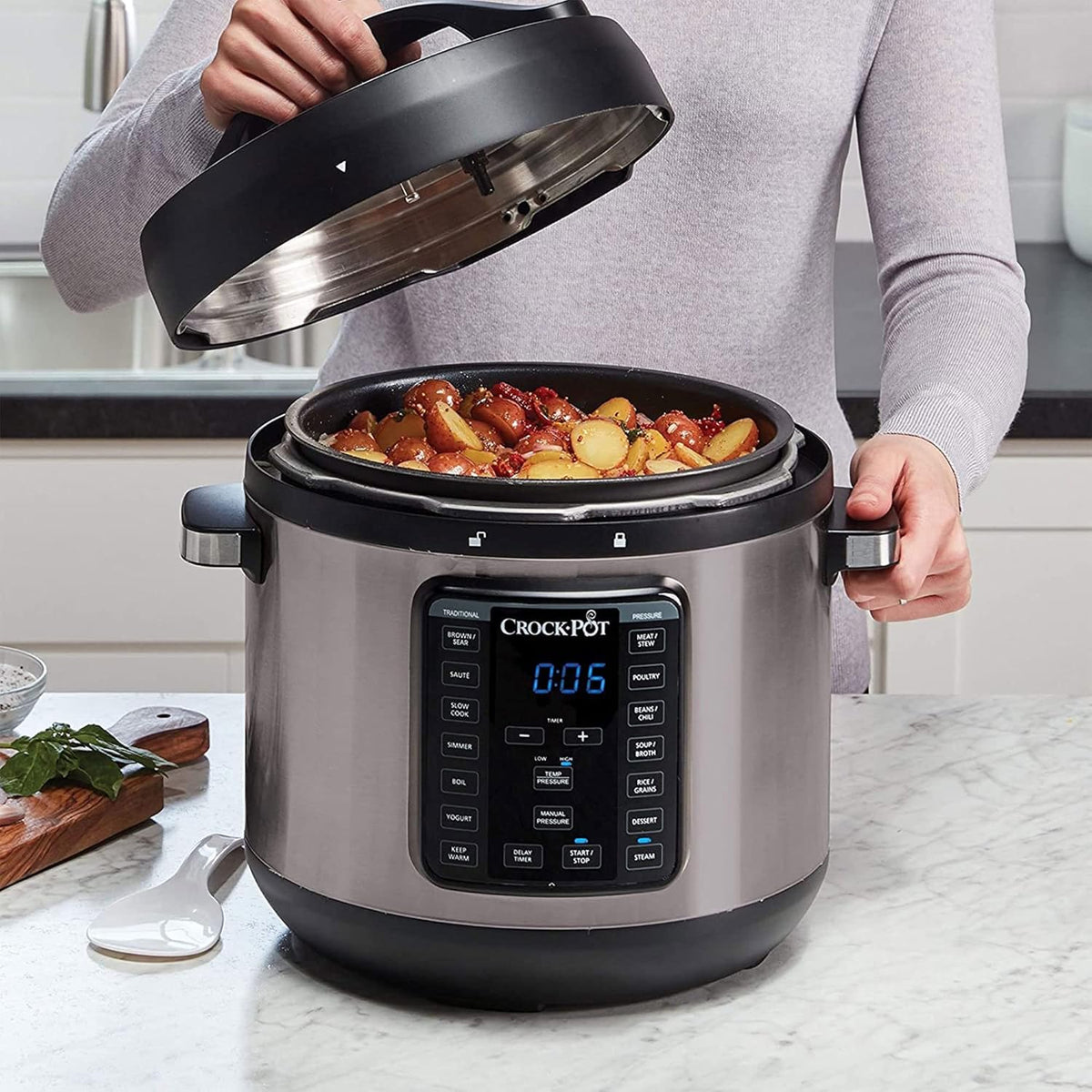 8-Quart Programmable Slow Cooker and Pressure Cooker, Black Stainless V492295