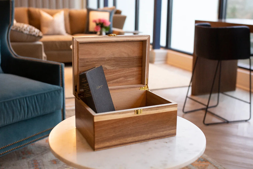 Acacia Wooden Storage Box with Hinged Lid Y978309