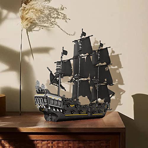 Black Pearl Sailboat Model Building Blocks Set (2868 Pieces) Y9922