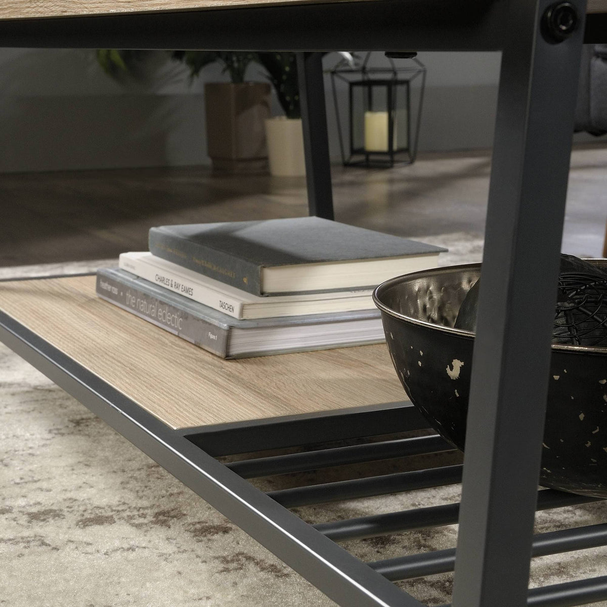 Lift Top Coffee Table in Charter Oak C417