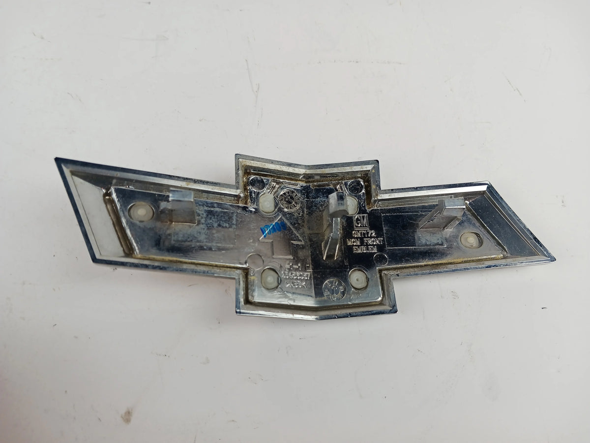 Front Bow Tie Emblem A26456
